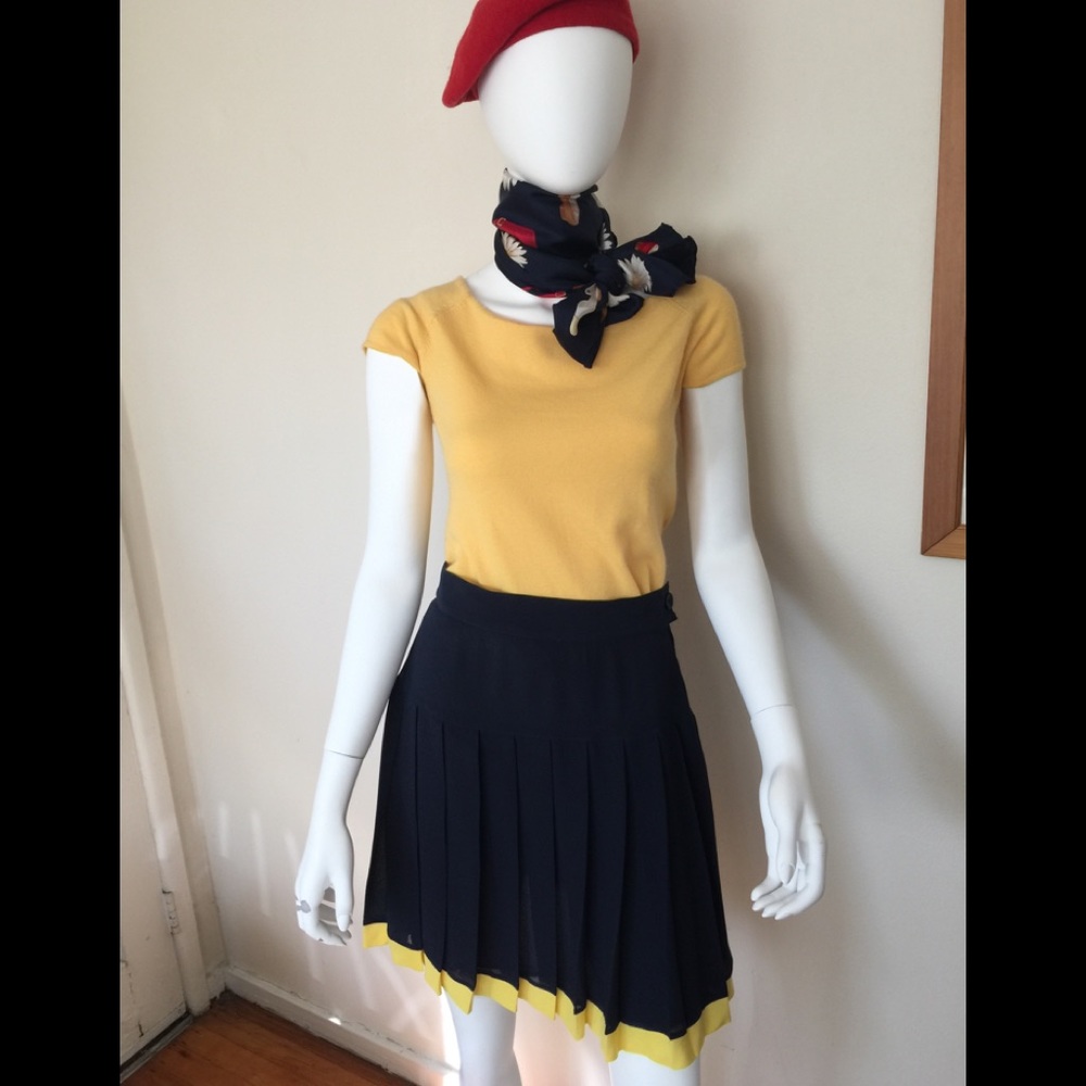 Genny navy silk pleated skirt w/ yellow trim